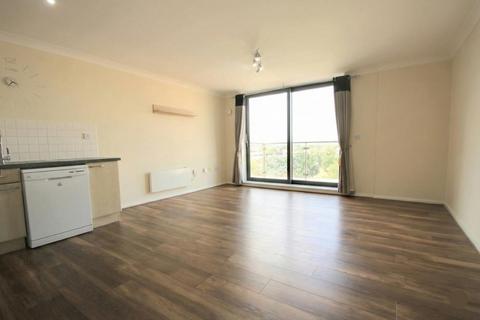 2 bedroom flat for sale, Bath road, Slough, SL1 3SS