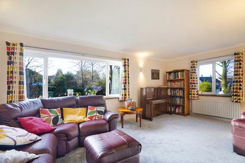 4 bedroom detached house for sale, Beech Drive, Rugby, CV22