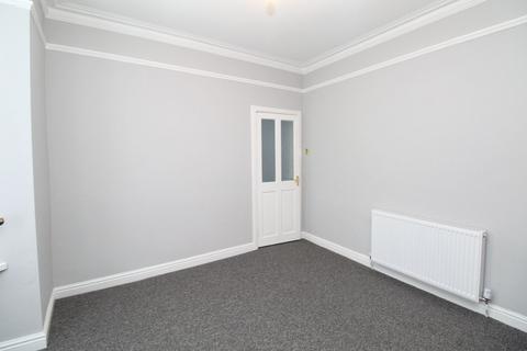 2 bedroom terraced house to rent, Charlton Avenue, Eccles