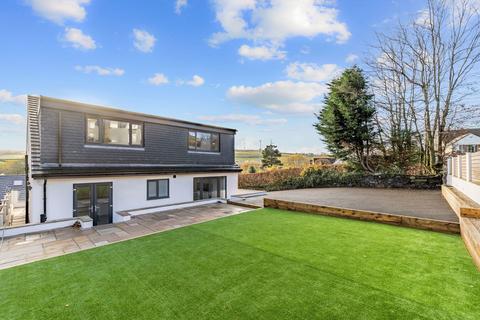 5 bedroom detached house for sale - Thornton Road, Bradford BD13