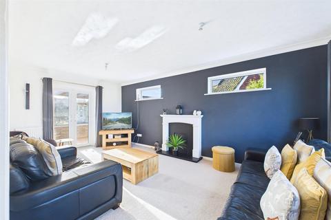 3 bedroom detached house for sale, Nelson Court, Watton