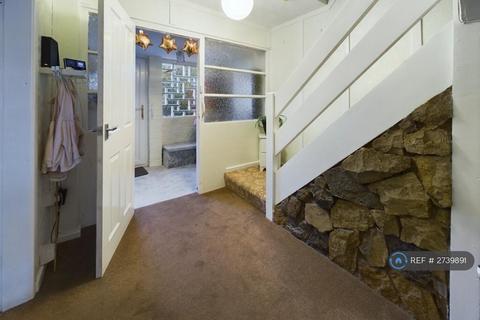 3 bedroom terraced house to rent, Stevenage Close, St. Helens, WA9