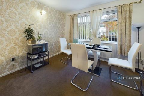 3 bedroom terraced house to rent, Stevenage Close, St. Helens, WA9