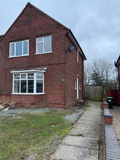 3 bedroom semi-detached house to rent, Princess Road, Oldbury, B68 9PU