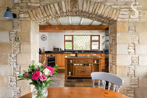 4 bedroom detached house for sale, Cote, Bampton, OX18