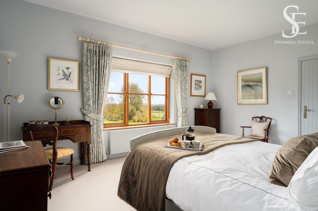 Principle bedroom