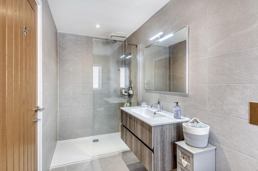 Bedroom one ensuite