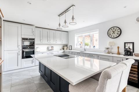 5 bedroom detached house for sale, Chestnut Close, Draycott-In-The-Clay, DE6