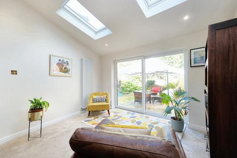 4 bedroom detached house for sale, Ravensdale Gardens, Eccles, M30