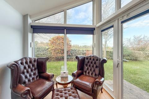 4 bedroom detached house for sale, Farfield Avenue, Holmfirth HD9