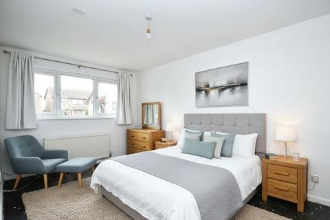 undefined, Broomehouse Avenue, Irlam, M44