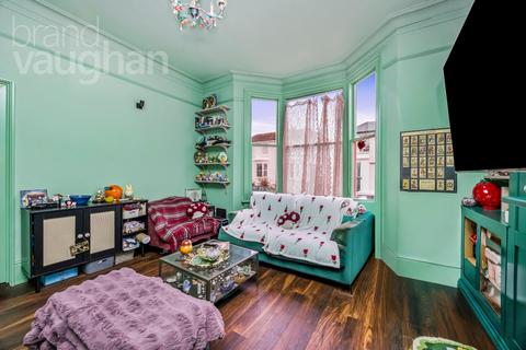 2 bedroom flat for sale, Osborne Villas, Hove, BN3