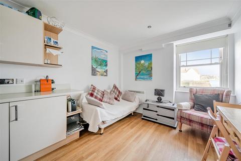 2 bedroom flat for sale, Sandcastles, Station Road, Swanage