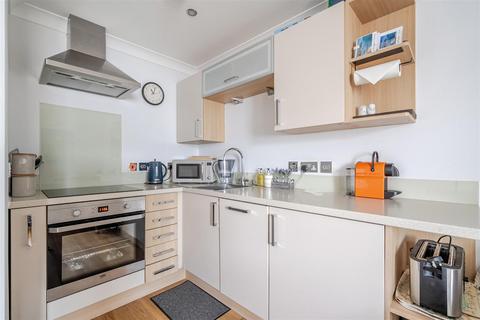 2 bedroom flat for sale, Sandcastles, Station Road, Swanage