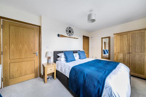 2 bedroom flat for sale, Taunton Road, Swanage