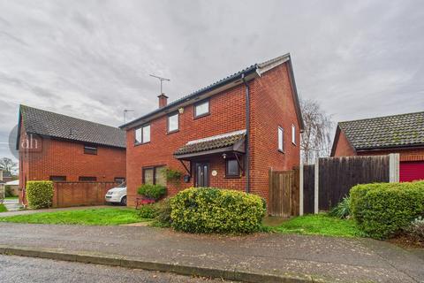 4 bedroom detached house for sale - Partridge Close, Thurston,