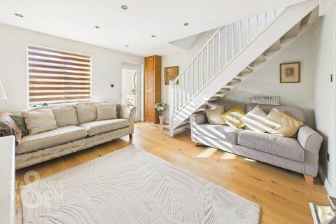2 bedroom semi-detached house for sale, Keeling Way, Attleborough
