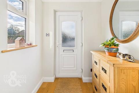 2 bedroom semi-detached house for sale, Keeling Way, Attleborough