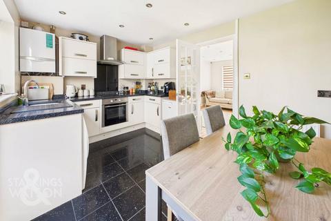 undefined, Keeling Way, Attleborough