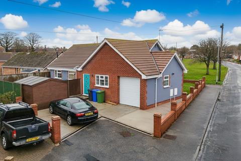 4 bedroom detached house for sale, Witney Green, Lowestoft