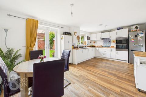 4 bedroom detached house for sale, Aspen Drive, Wymondham