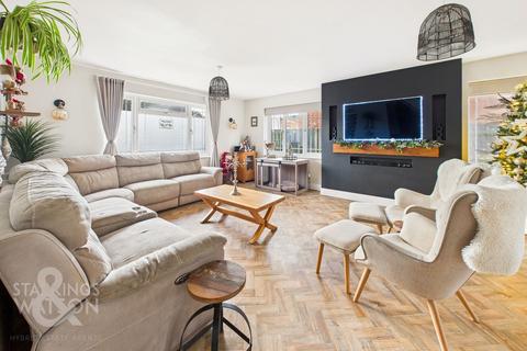 5 bedroom detached house for sale, The Common, Freethorpe, Norwich