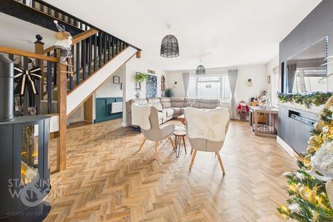 5 bedroom detached house for sale, The Common, Freethorpe, Norwich