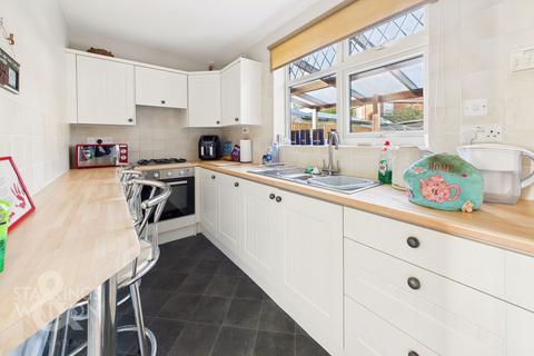 3 bedroom semi-detached house for sale, Blomefield Road, Norwich