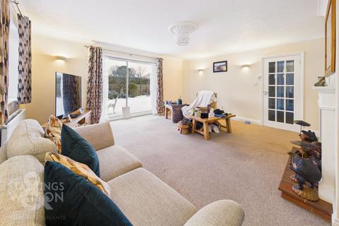 3 bedroom detached bungalow for sale, Walpole Close, Broome, Bungay