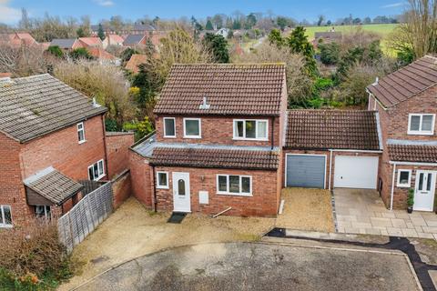 undefined, Gale Close, Norwich NR14