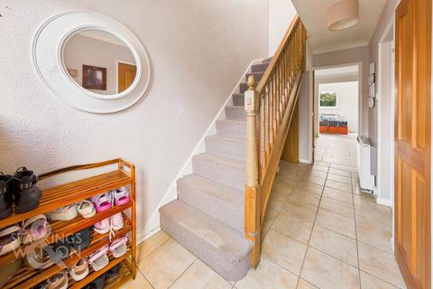 undefined, Gale Close, Norwich NR14