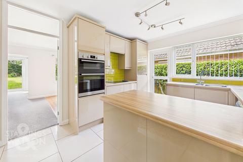 4 bedroom detached bungalow for sale, Hillside, Barnham Broom, Norwich
