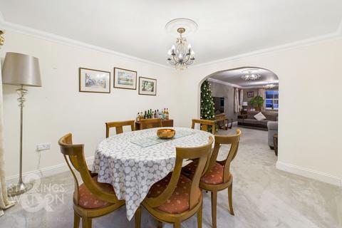 4 bedroom detached house for sale, Upper Olland Street, Bungay