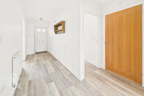 2 bedroom detached bungalow for sale, Primrose Drive, Acle, Norwich