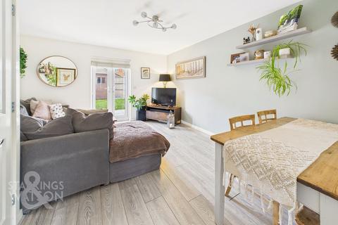 2 bedroom semi-detached house for sale, Maurecourt Drive, Brundall, Norwich