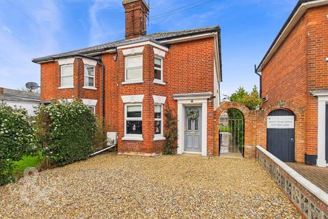 3 bedroom semi-detached house for sale, Sunnyside, Diss