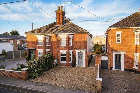 3 bedroom semi-detached house for sale, Sunnyside, Diss
