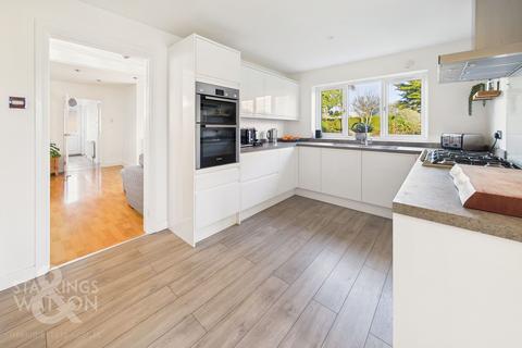 4 bedroom semi-detached house for sale, Manor Ridge, Blofield, Norwich
