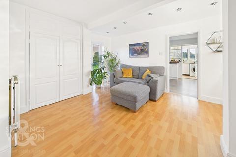 undefined, Manor Ridge, Blofield, Norwich