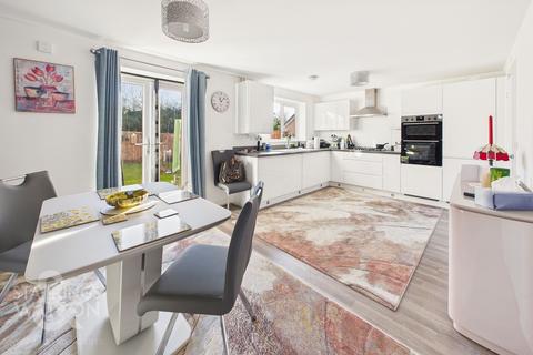 4 bedroom detached house for sale, Phoenix Way, The Hampdens, Norwich
