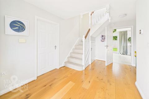 6 bedroom detached house for sale, Mulberry Tree Close, Filby, Great Yarmouth
