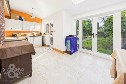 3 bedroom semi-detached house for sale, Plumstead Road East, Norwich