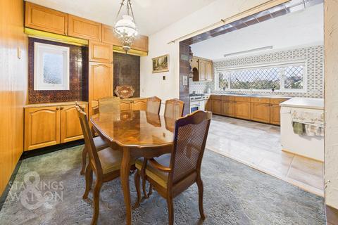 4 bedroom chalet for sale, Ashtree Road, Costessey, Norwich