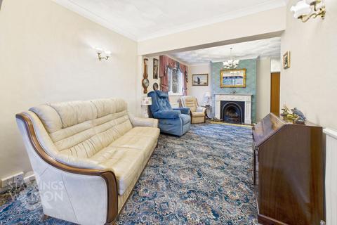 4 bedroom chalet for sale, Ashtree Road, Costessey, Norwich