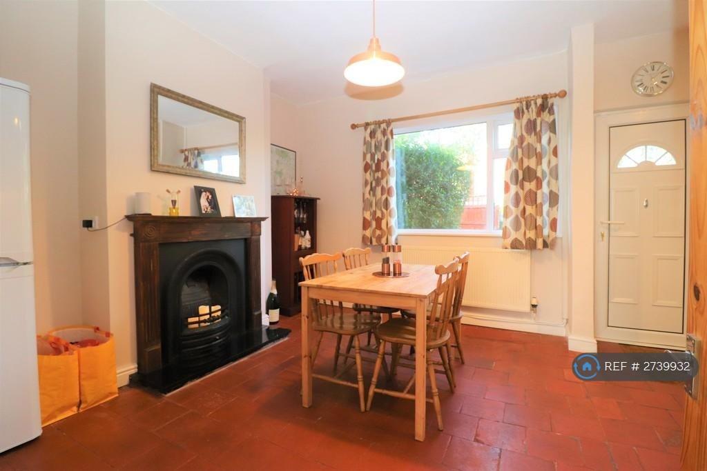 Kitchen/Dining