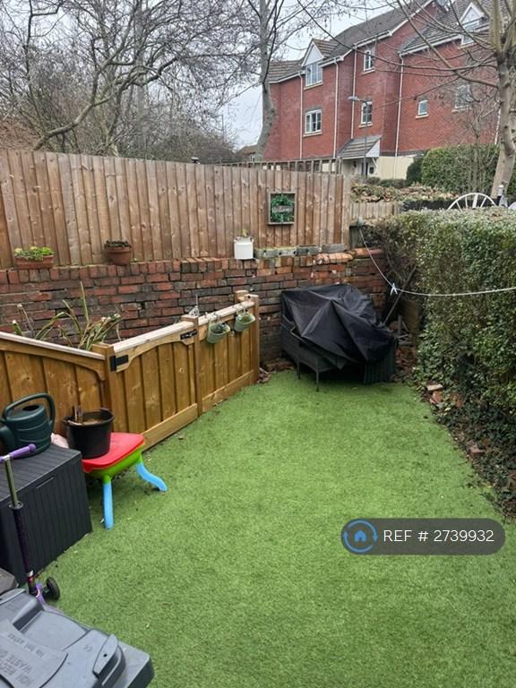 Rear Courtyard