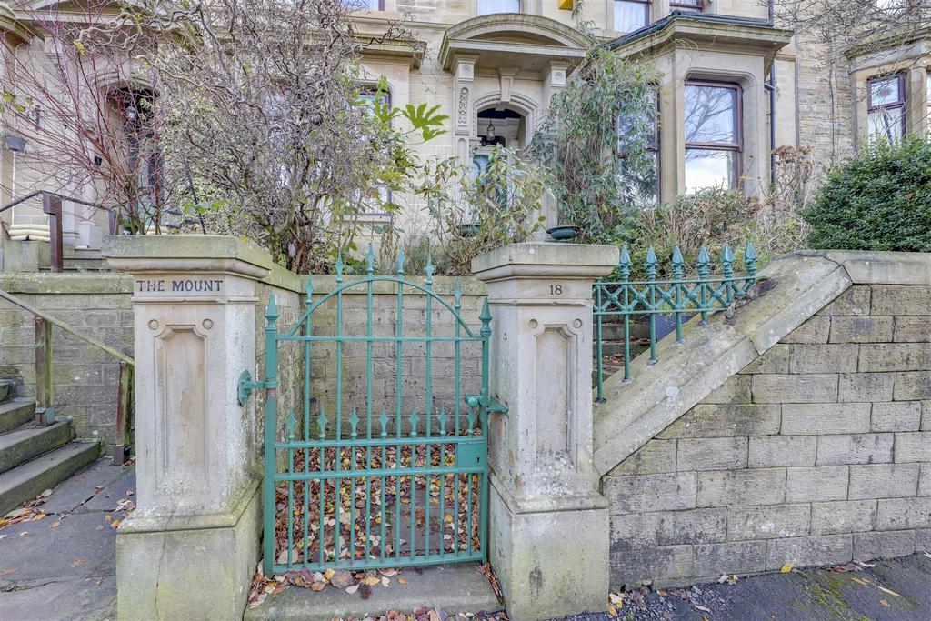 Gated Front