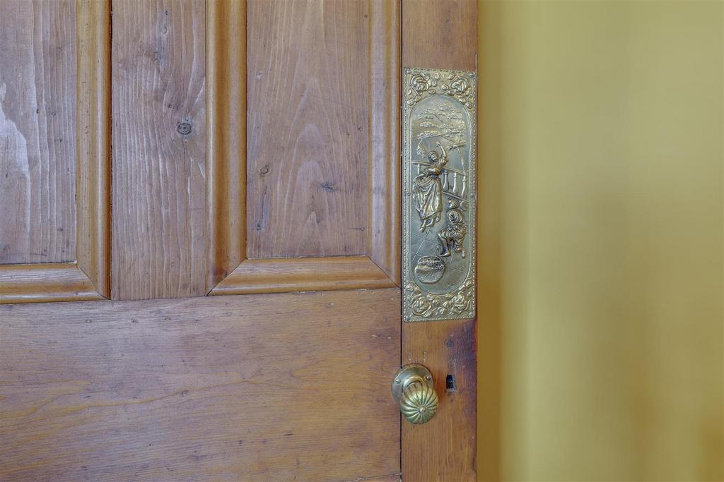 Feature Brasswork
