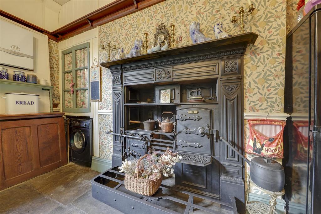 Feature Fireplace