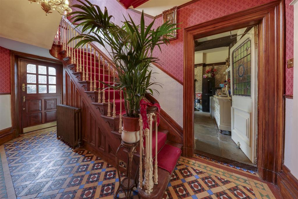 Hallway Alt